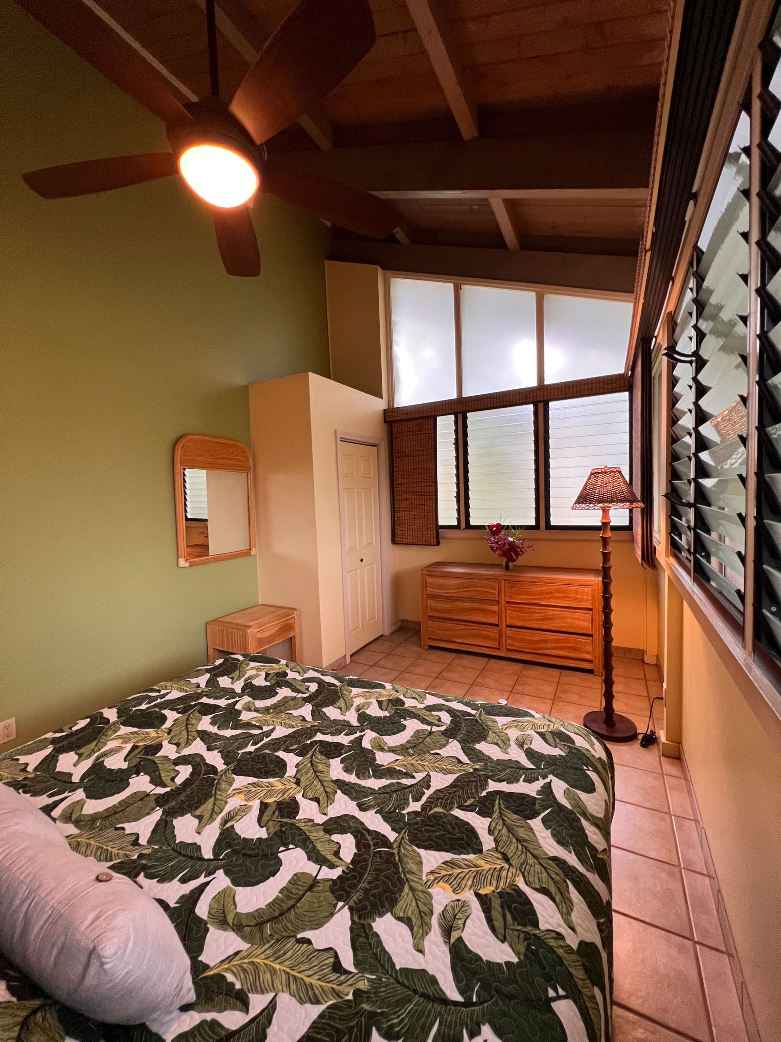 Marvelous Maui, Oceanfront Paradise! - Image 33