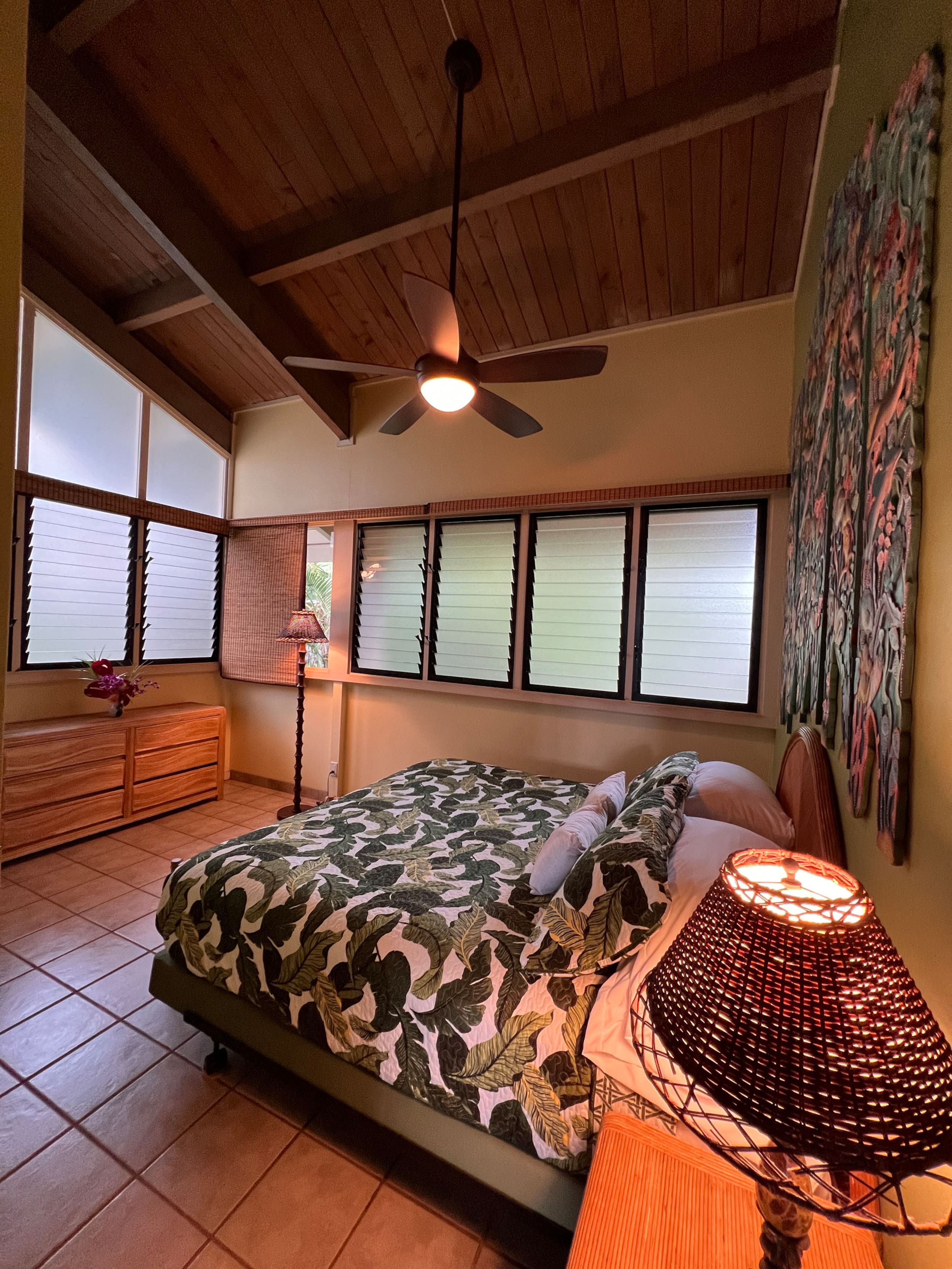 Marvelous Maui, Oceanfront Paradise! - Image 34