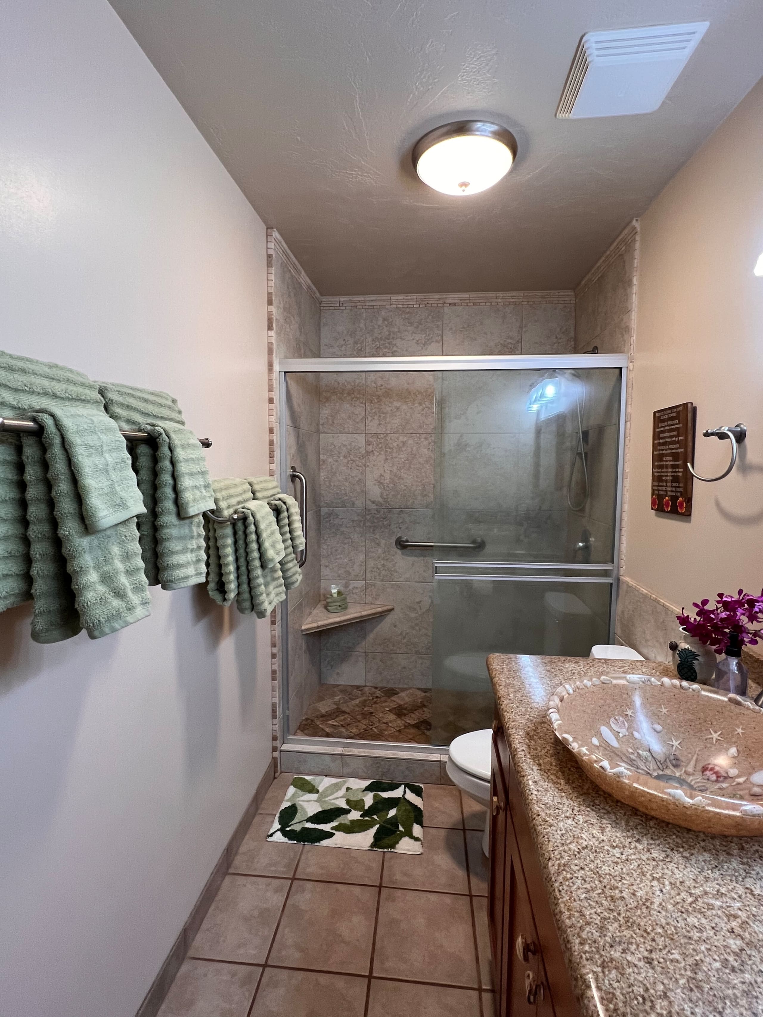 Marvelous Maui, Oceanfront Paradise! - Image 42