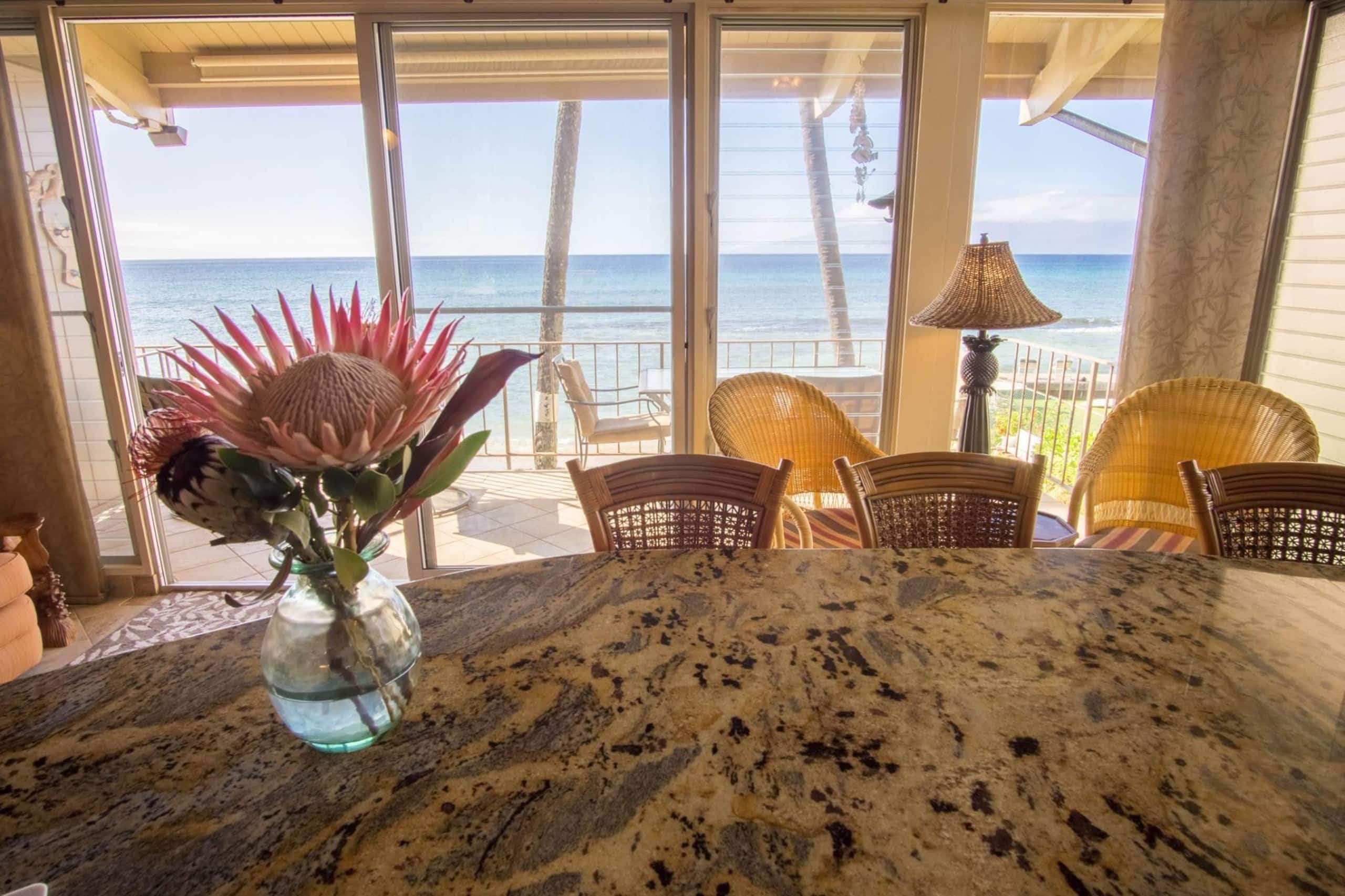 Marvelous Maui, Oceanfront Paradise! - Image 21
