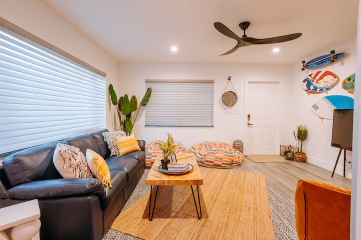 Ask Alexa To Turn On The Lights • Smart Surf Pad - Boca Ratón, FL