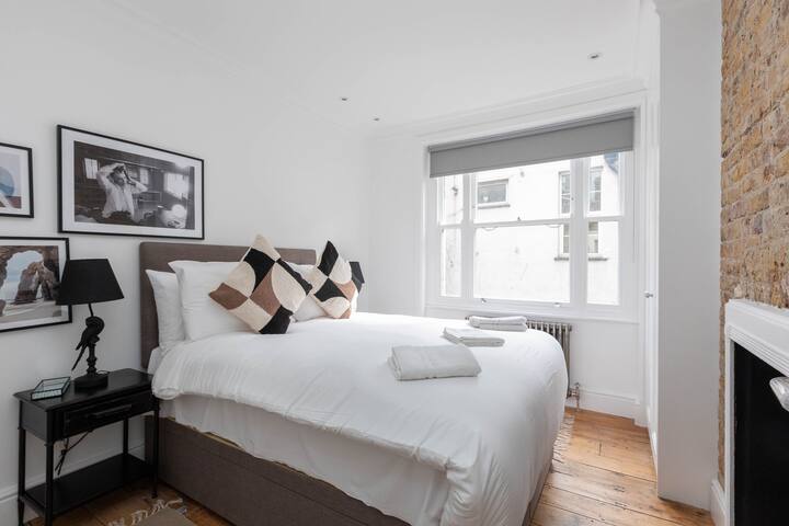 Incredibly Located Luxury 2BD Flat, Oxford Street gallery image 5