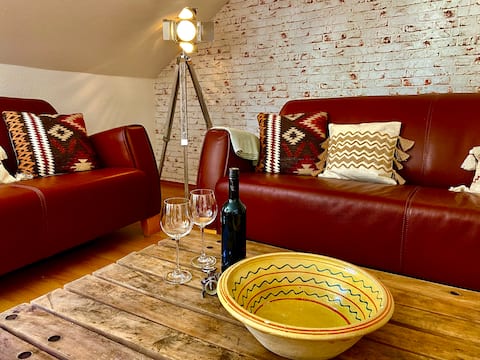 Top performing Airbnb: Stylish apartment with balcony in Ahrweiler in Bad Neuenahr Ahrweiler