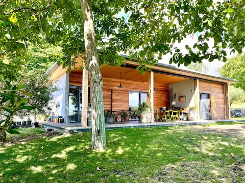 Relaxing and panoramic refuge on Etna in Milo