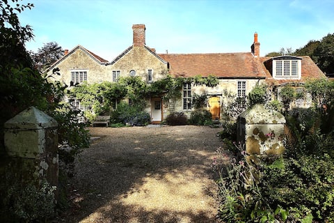 Wonderful secluded old Coach House