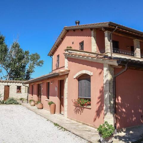 La Casa Dei Tigli, Azzurro