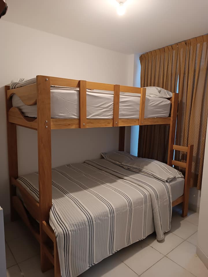 غرفة النوم 2