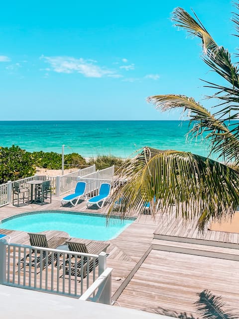 Beachfront 6br/5ba w/ Pool & Boat Slip Hopetown