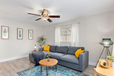 Top performing Airbnb: Fiesta Texas/University Hospital/UTSA in Oakland Estates