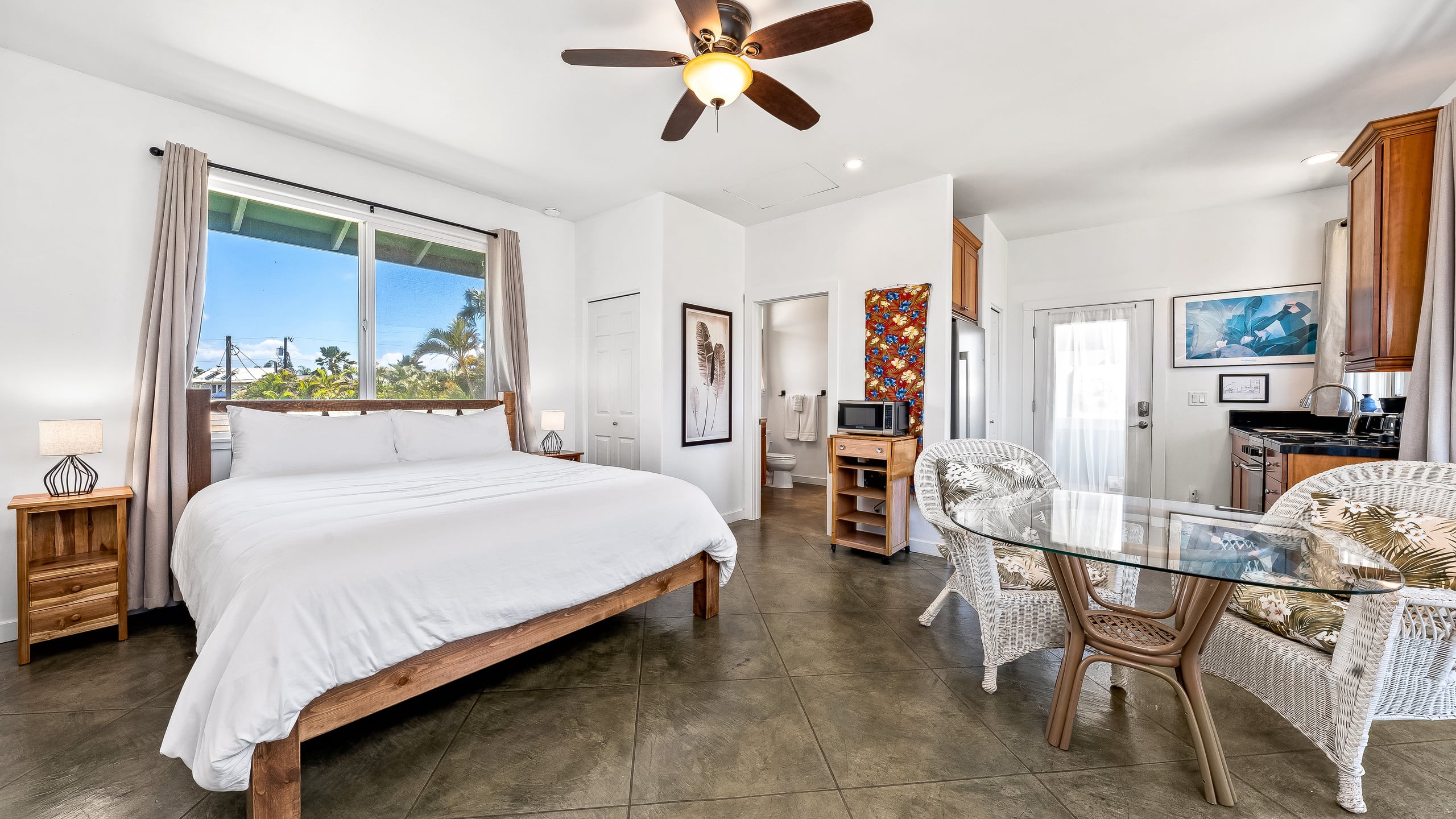 North Shore Maui. Kuau Studio by the beach - Image 8