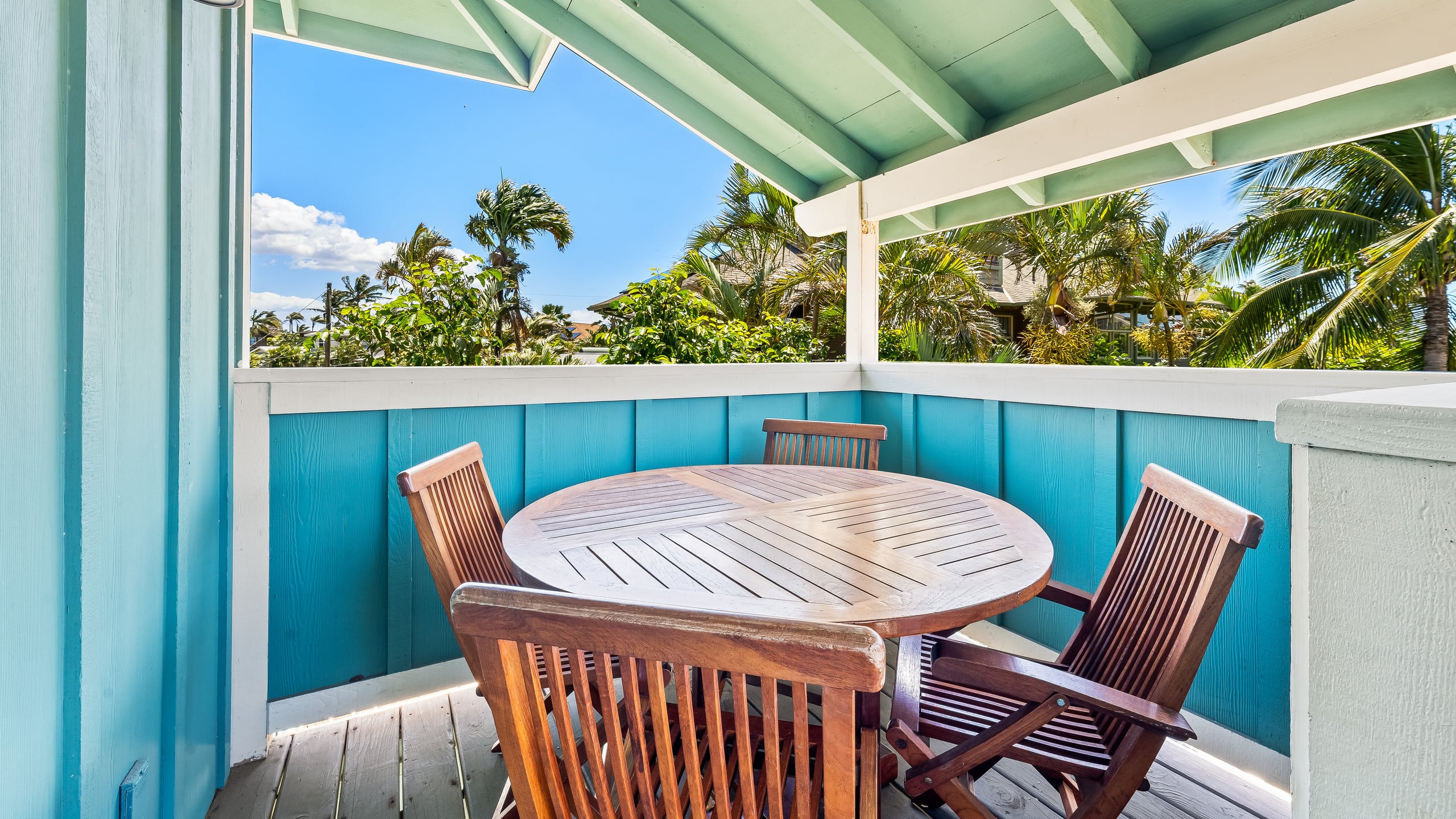 North Shore Maui. Kuau Studio by the beach - Image 18