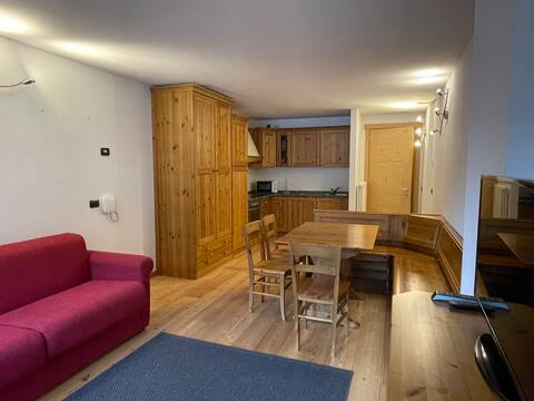 Annuncio Airbnb popolare: Lovely apartment for 2 guests a Valfurva