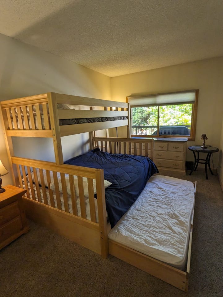 2. spavaća soba s dodatnim izvlačenjem za 4 osobe