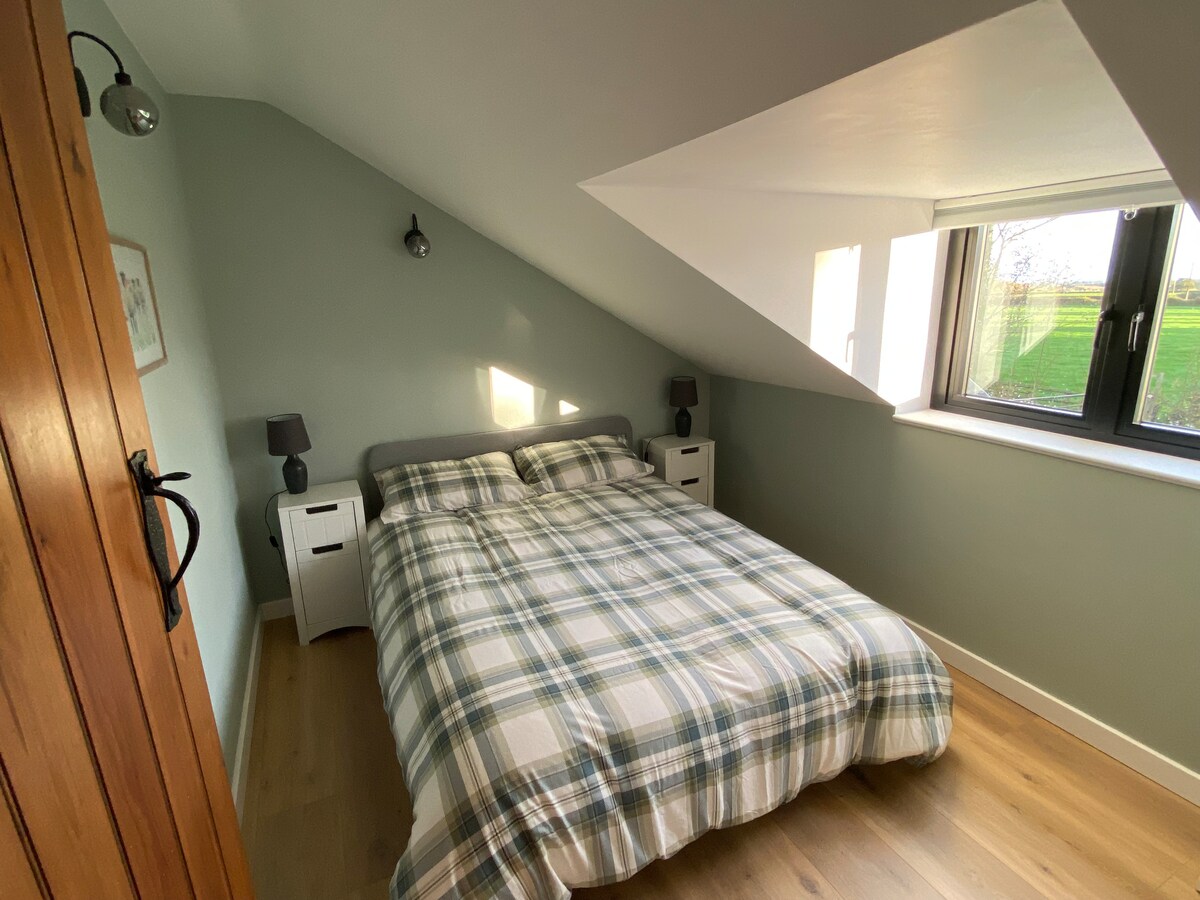 Chumba cha kulala 1 - Kitanda cha Kifalme