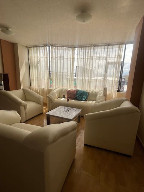 Safe and comfortable stylish apartment, AMB center