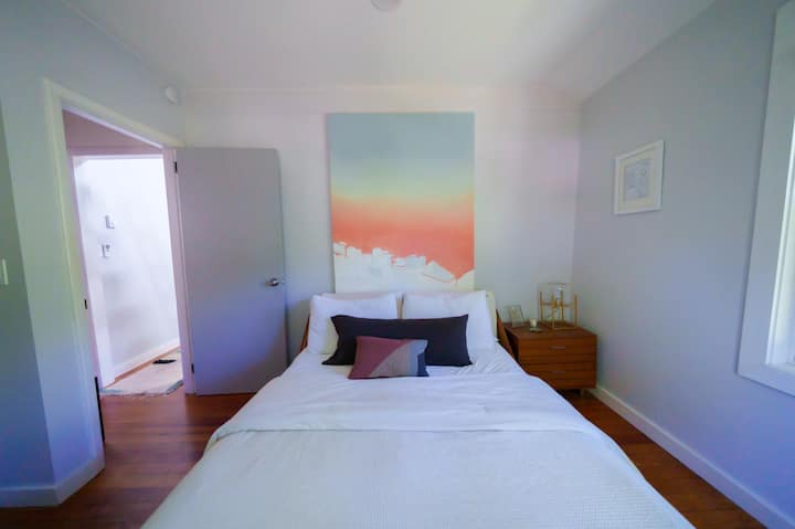 საძინებელი 1