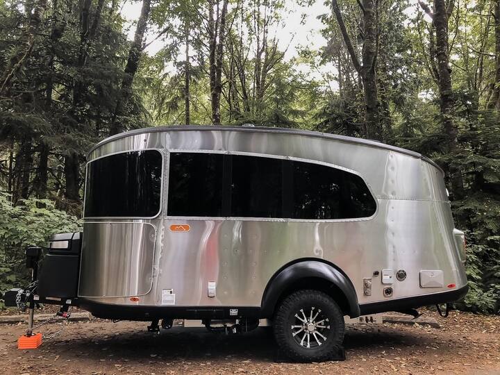 NEW Airstream for staying, working or events Campers/RVs for Rent in