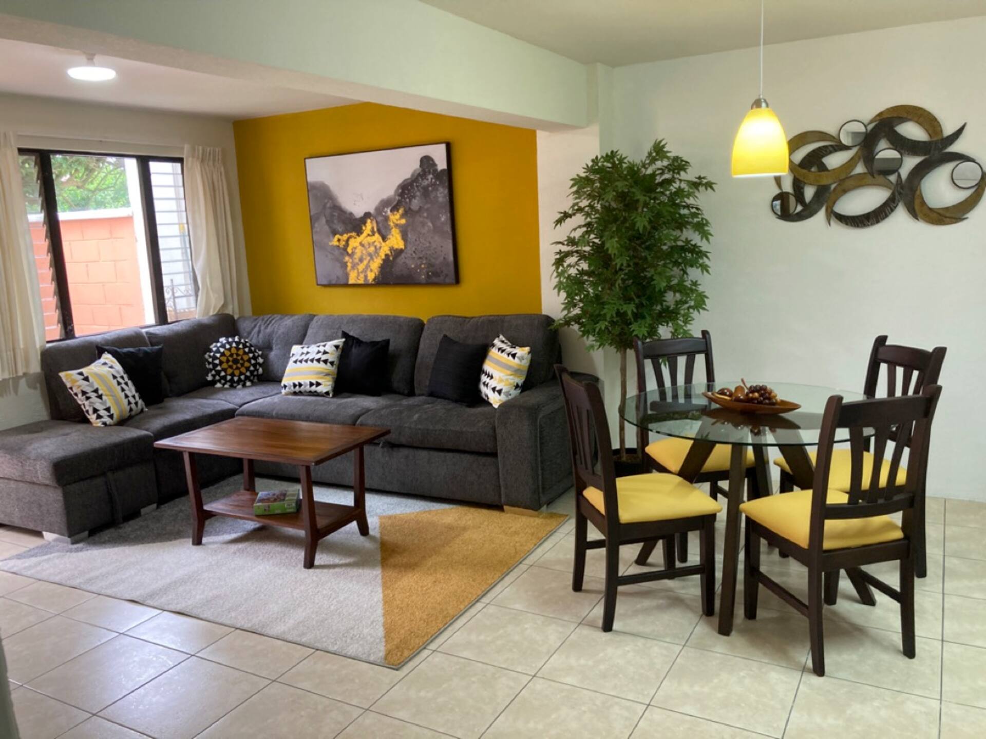 Nonna's loft: apt in Guatemala City near Antigua
