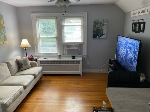 Private 2 bdrm sanitized modern hidden gem oasis