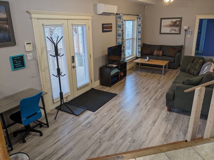 Private spacious inlaw suite in Dartmouth. Guest suites for Rent in