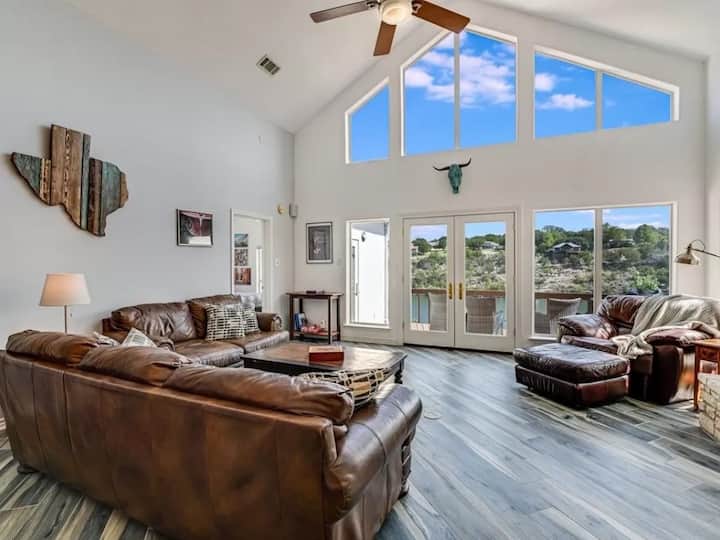 A Rare Find Bright Gorgeous Lake Home Marble Falls - Marble Falls, TX
