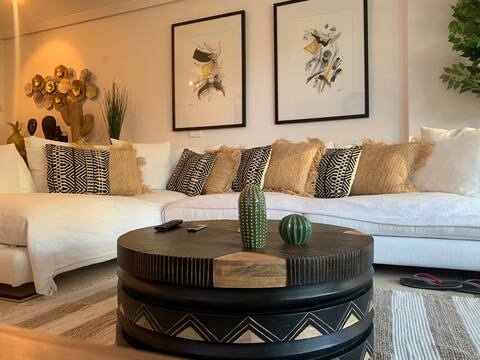 Successful Airbnb property: Los Arqueros-Stunning penthouse with roof terrace. in Benahavís
