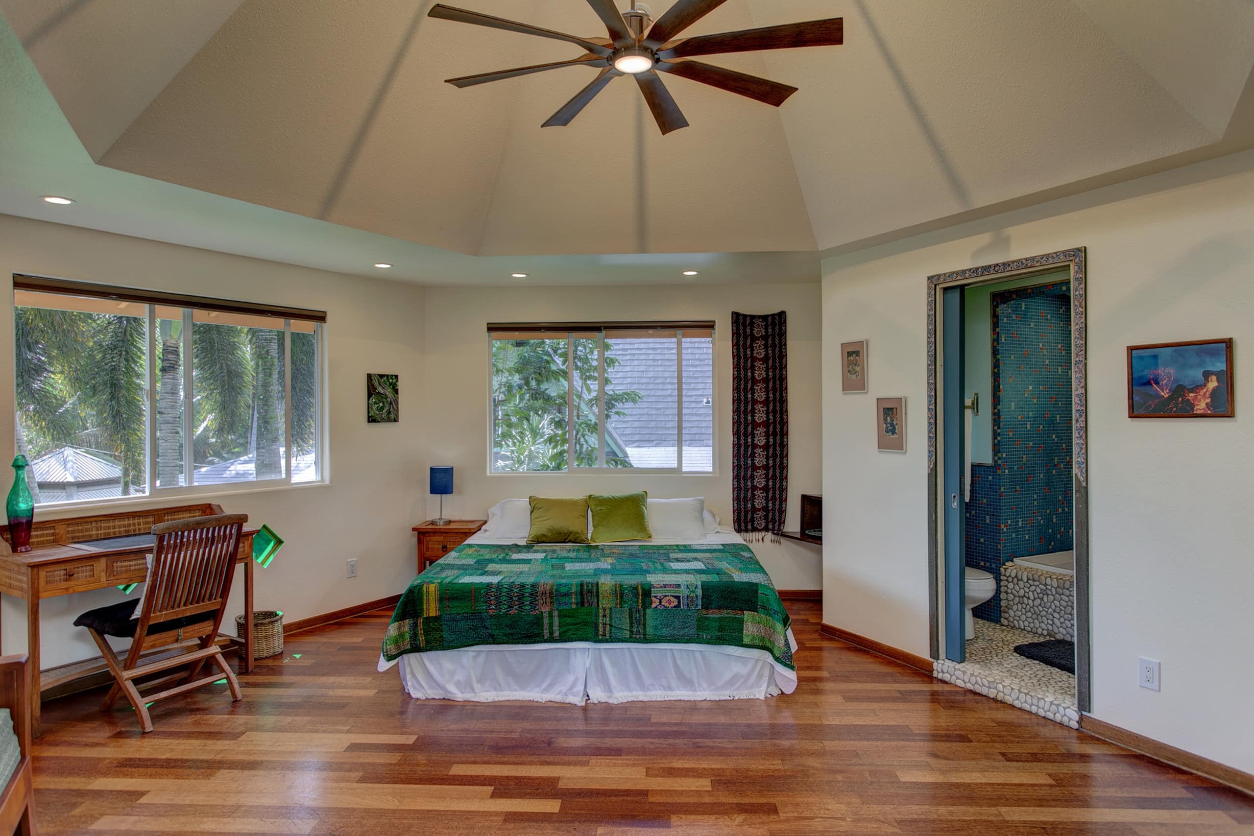 Home in Pahoa · ★4.92 · 3 bedrooms · 6 beds · 4 private baths - Image 35