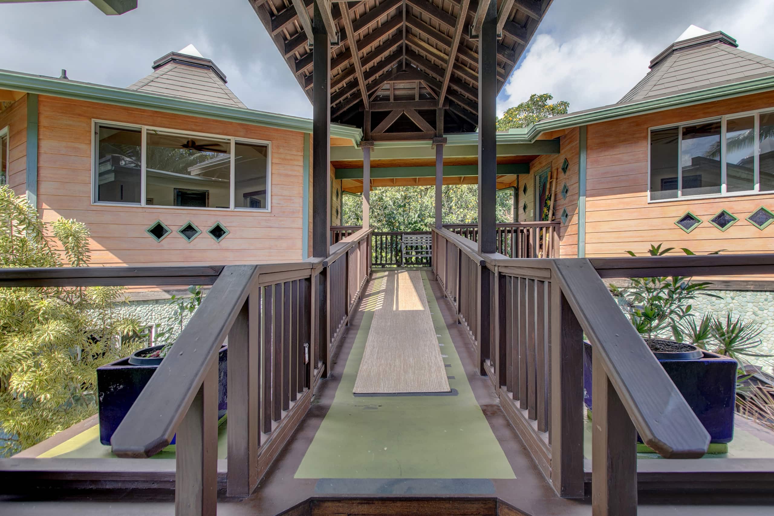 Home in Pahoa · ★4.92 · 3 bedrooms · 6 beds · 4 private baths - Image 29