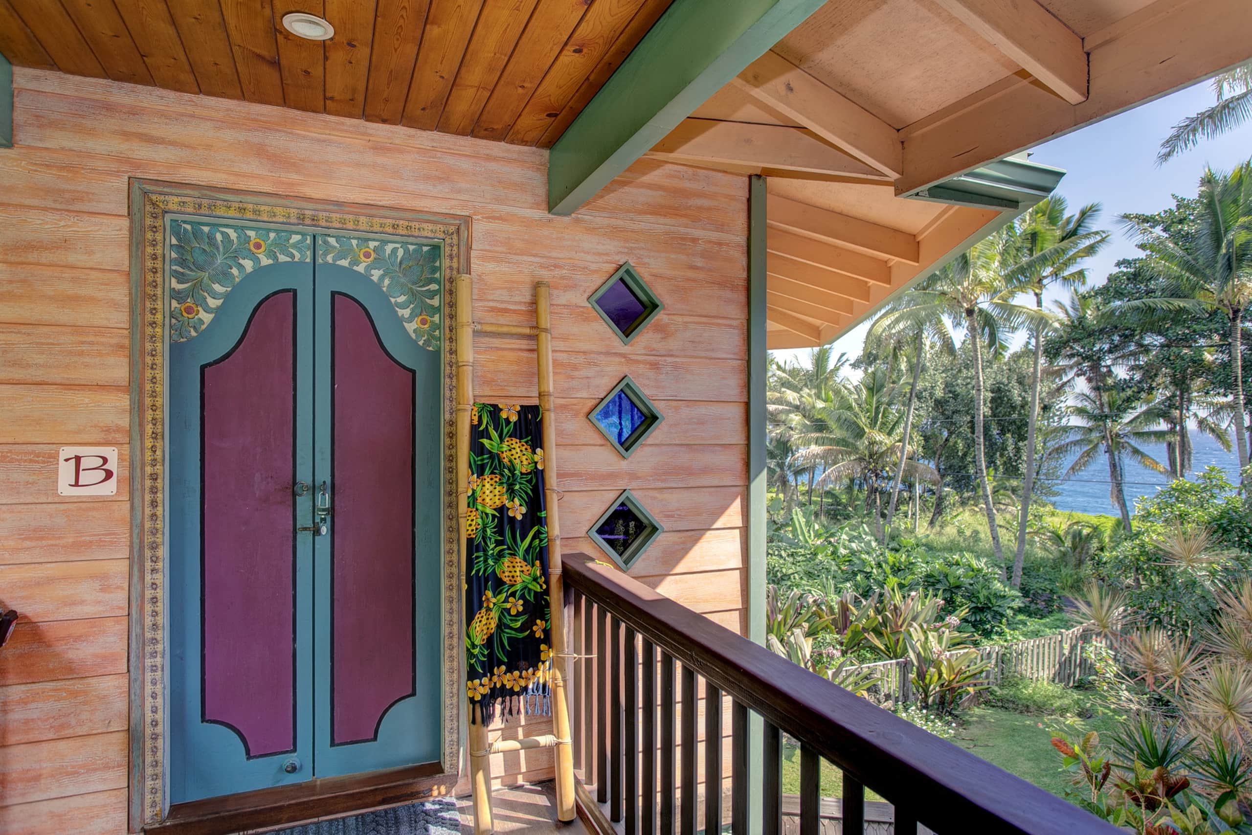 Home in Pahoa · ★4.92 · 3 bedrooms · 6 beds · 4 private baths - Image 41