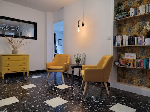 "Chez Jojo" house with mountain views