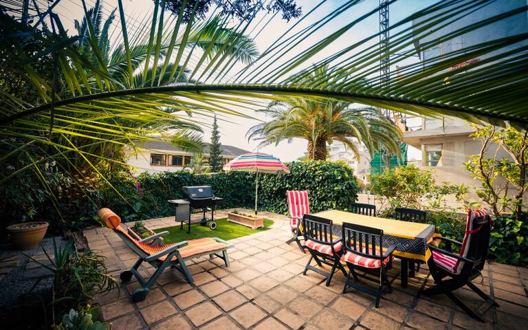 A lovely Space in a magical Part of Cape Town gallery image 3