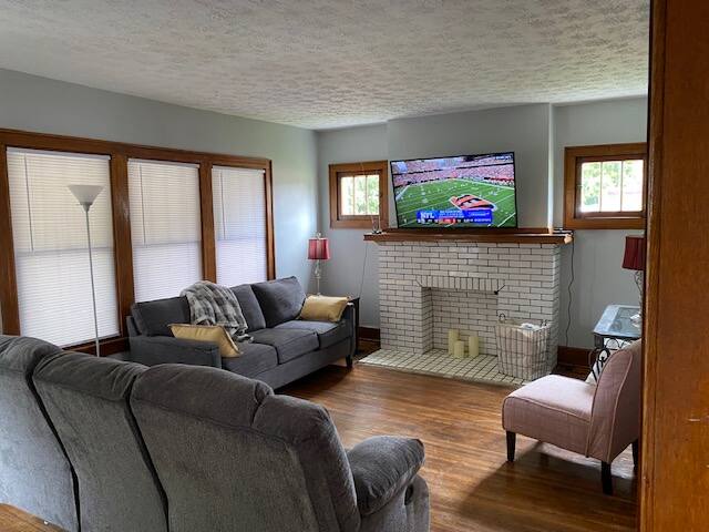 Convenient Ohio State Campus 3 Bedroom House gallery image 2