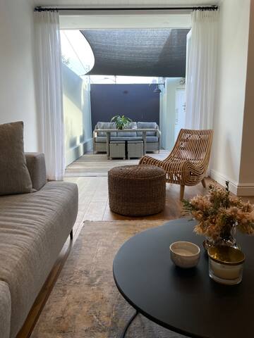 Entire house 2-bedroom, garden and backup power gallery image 2