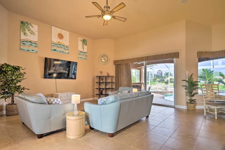 Family Tropical Fun Escape: Heated Private Pool! - Cape Coral, FL