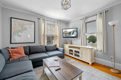 Downtown Beverly| Water view| 2 BR| Steps 2 beach