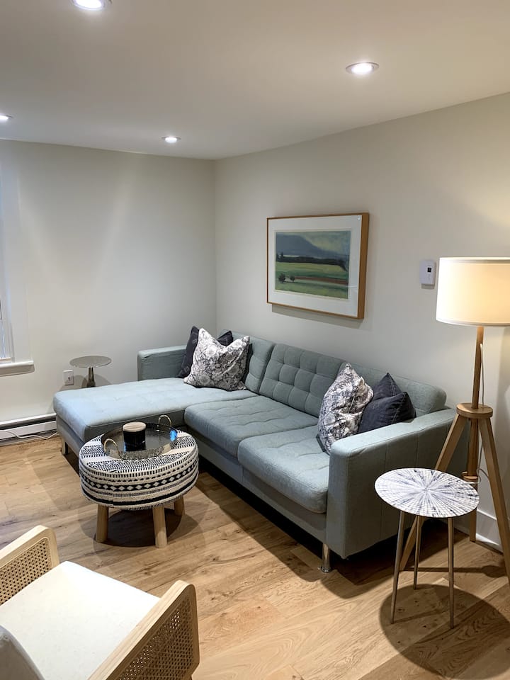 Newly Renovated Apartment In Downtown Mystic - Mystic, CT