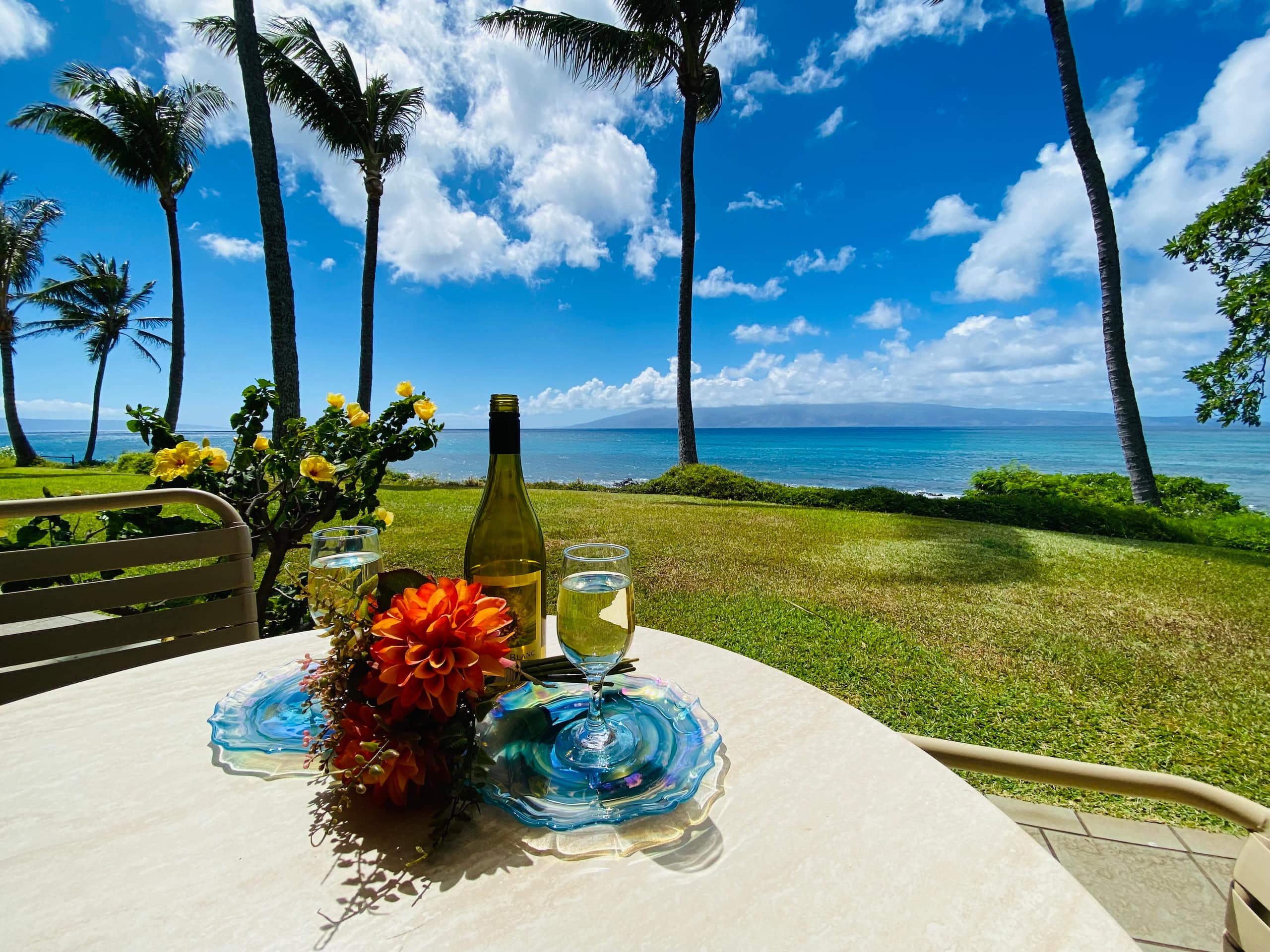 Condo in Lahaina · ★4.9 · Studio · 2 beds · 1 bath - Image 24