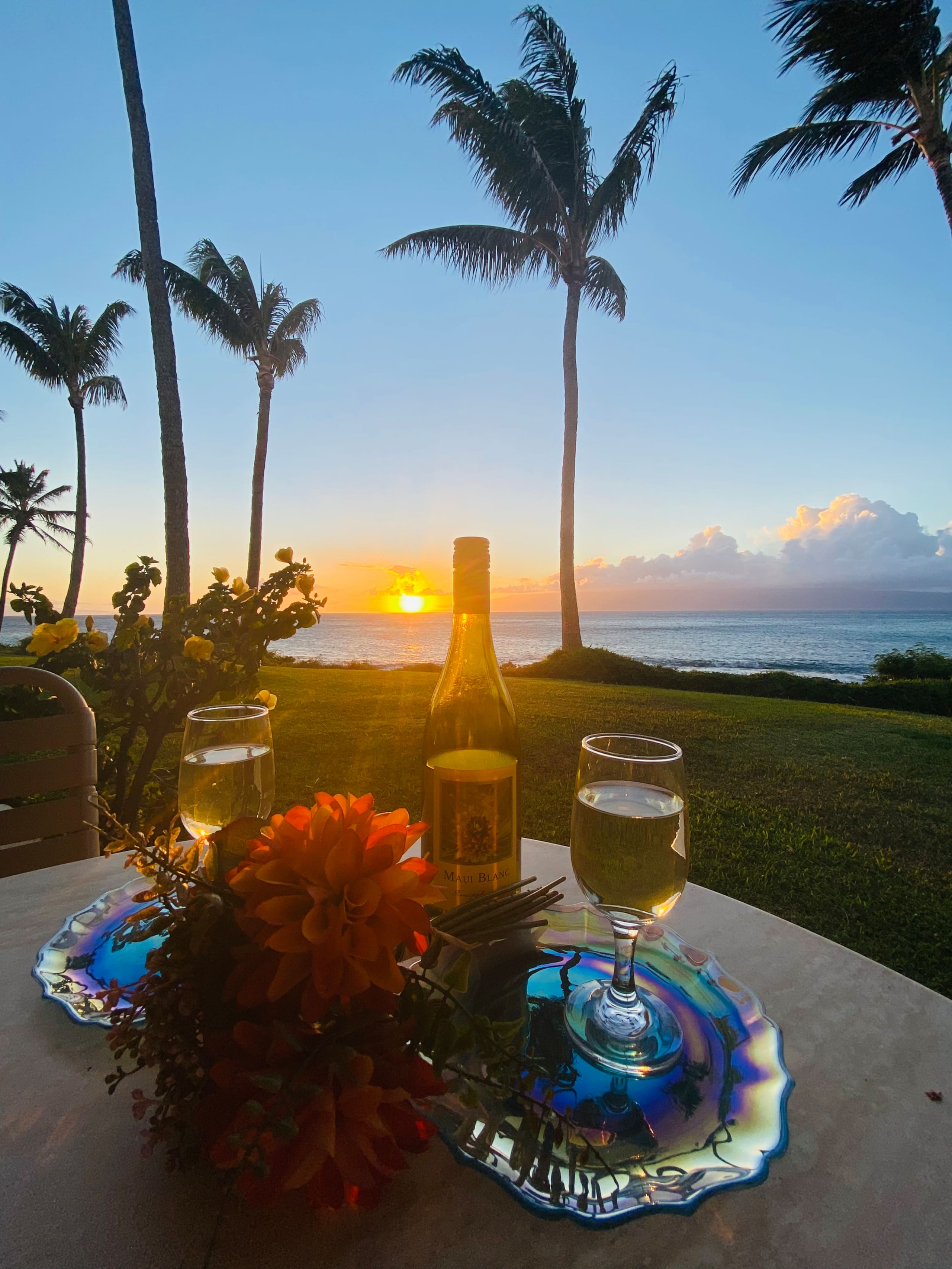 Condo in Lahaina · ★4.9 · Studio · 2 beds · 1 bath - Image 27