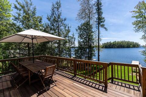 Serenity - Stunning  Sebago Lake scenery