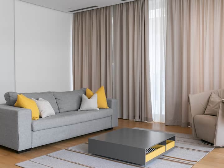 Two-bedroom Luxury Apartment  2 Mins To The Sea - Budva