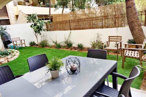 Garden House By IsrApart