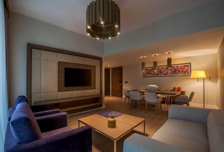 3 Bedroom Apartment With Balcony - Istanbul