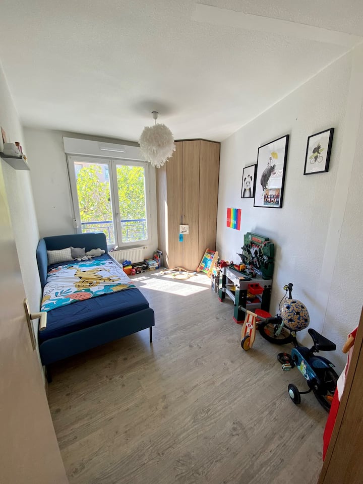 საძინებელი 1