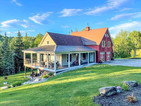 Modern VT Farmhouse w/Hot Tub - 10 mins to Okemo