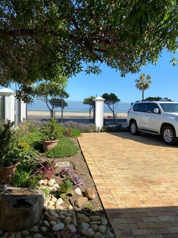Comfortable beachfront house Western Cape