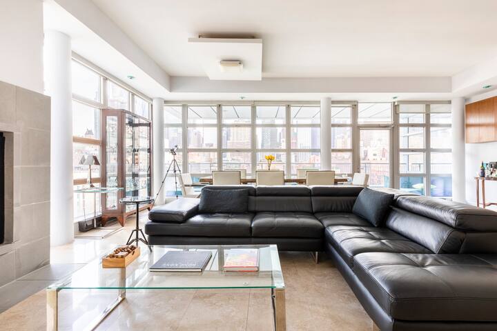 Your home in Manhattan – Midtown West gallery image 2