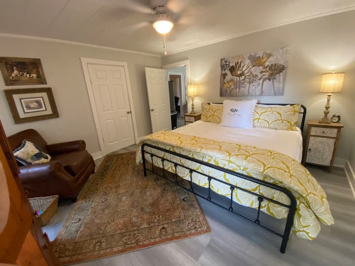 Primárna spálňa (manželská posteľ)
