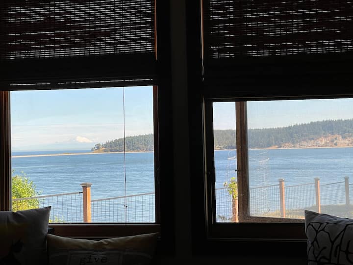 The Place of Three Treasures, on Sequim Bay Guest suites for Rent in