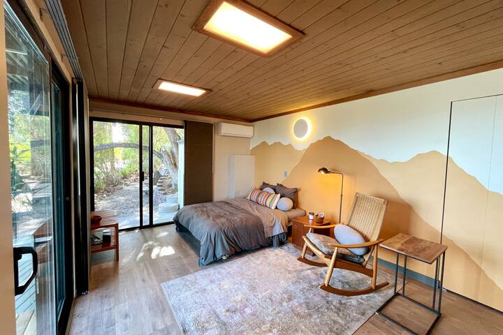 Tranquil Mid Century Studio with Deck and Views!