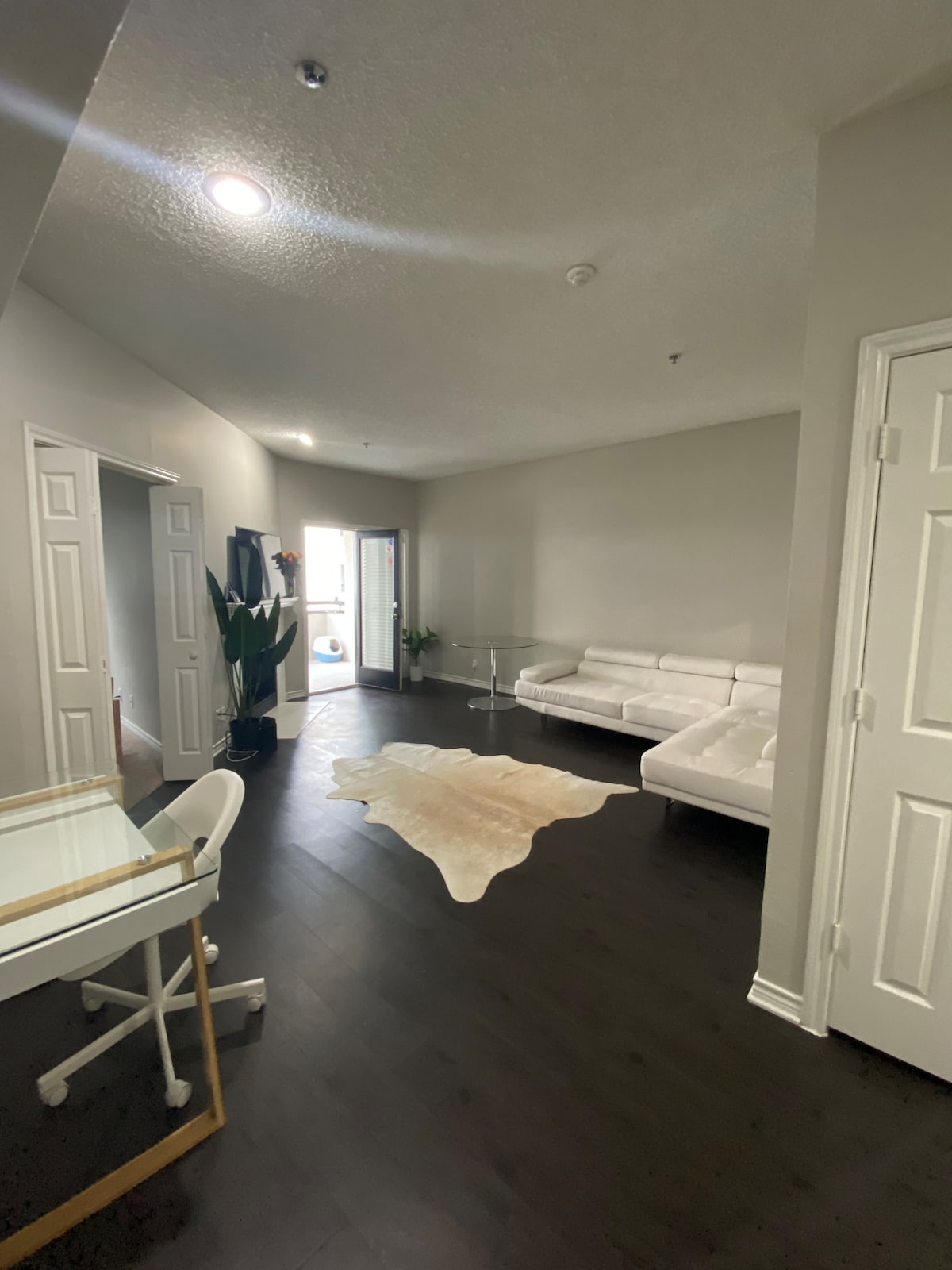 Luxury Lake Front 2 Bedroom Apartment Serviced apartments for Rent in